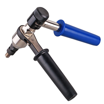 頑丈なラチェットのリベットのナット用具手のリベットのナット銃の心棒M10 M12